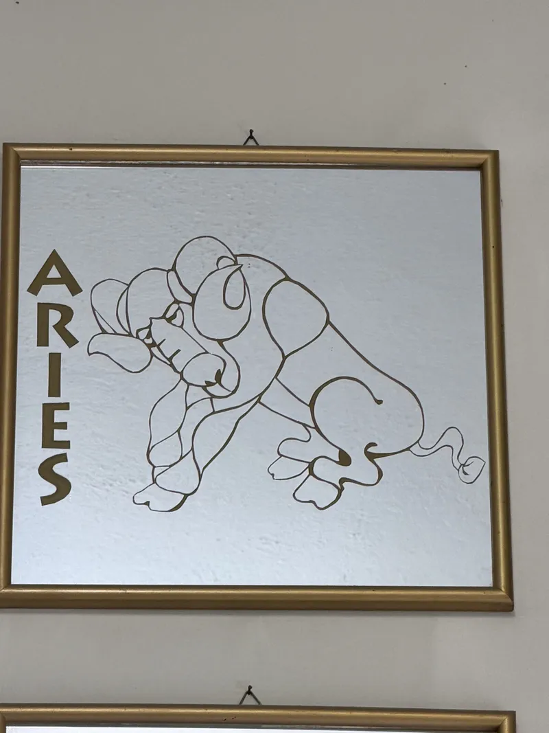 Καθρέφτης Ζώδιο Κριός Χρυσή Κορνίζα